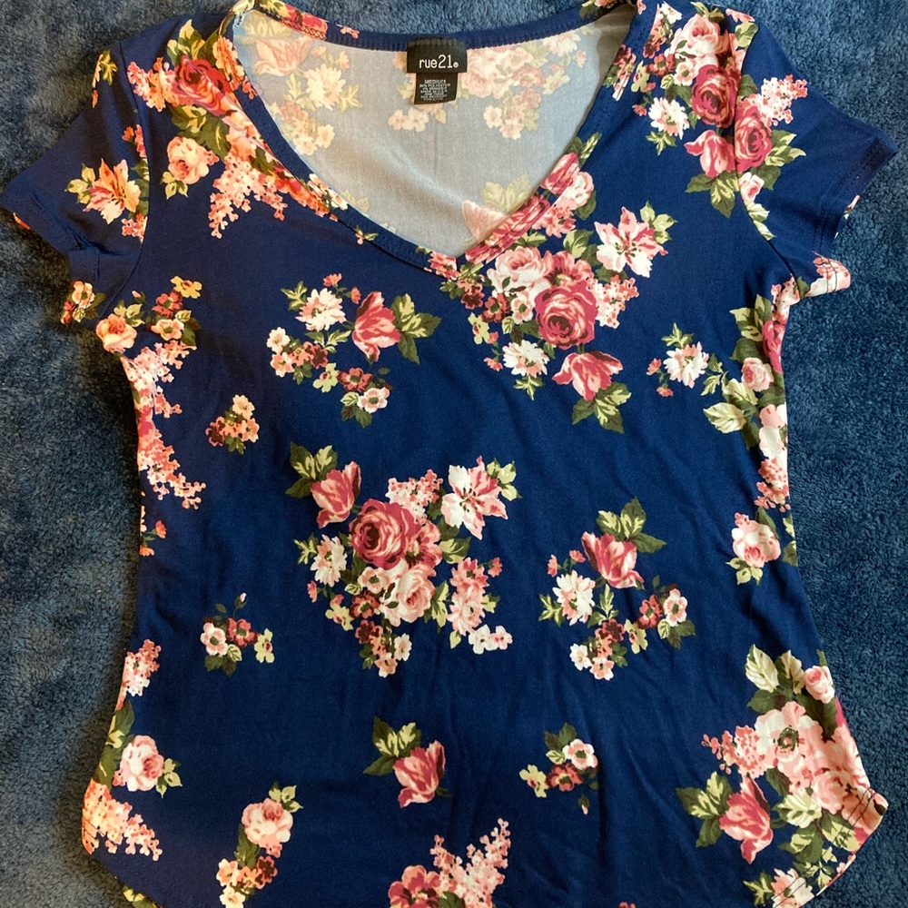 rue21 Navy Floral T-Shirt